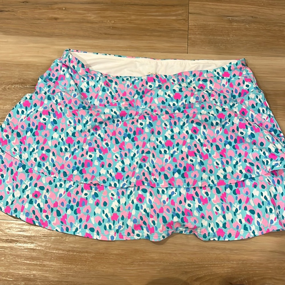 Skort, size Large